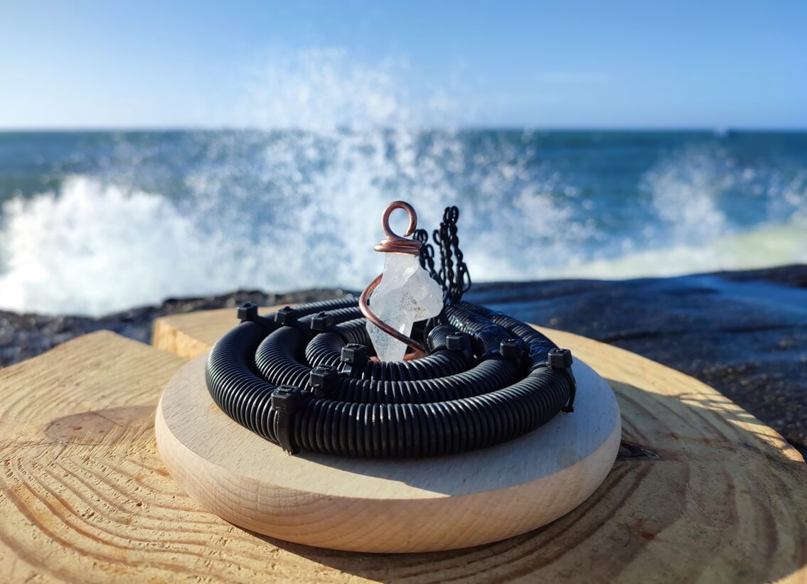 Bioenergetic Generator – Tesla Coil with Nano Copper, GANS & Crystals – EMF Protection and Healing